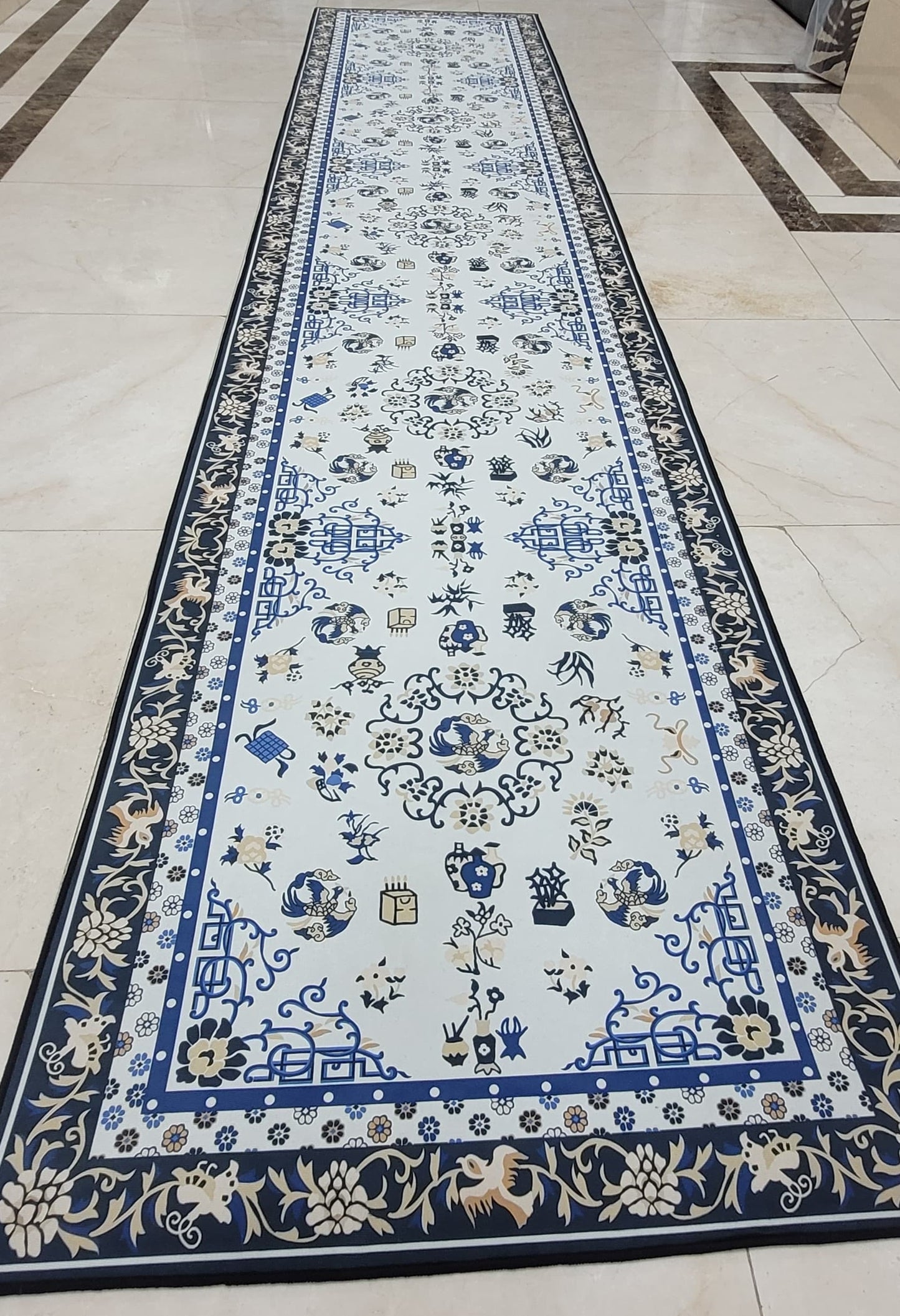 Brand New Crystal carpet - Runner - Anti slip with Quality specifications 80 x 366cm►2.62 x 12.00ft