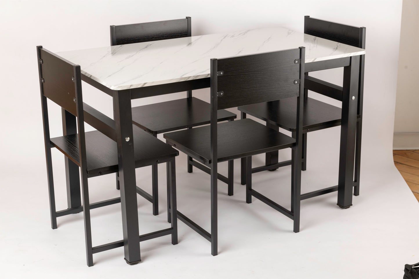 Sleek & Chic: Brand New Modern Dining Table Set with 4 Stylish Chairs