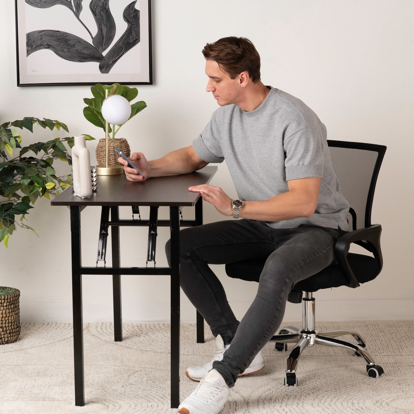 Brand New Foldable Office Desk – Modern, Sturdy & Space-Saving Computer Desk