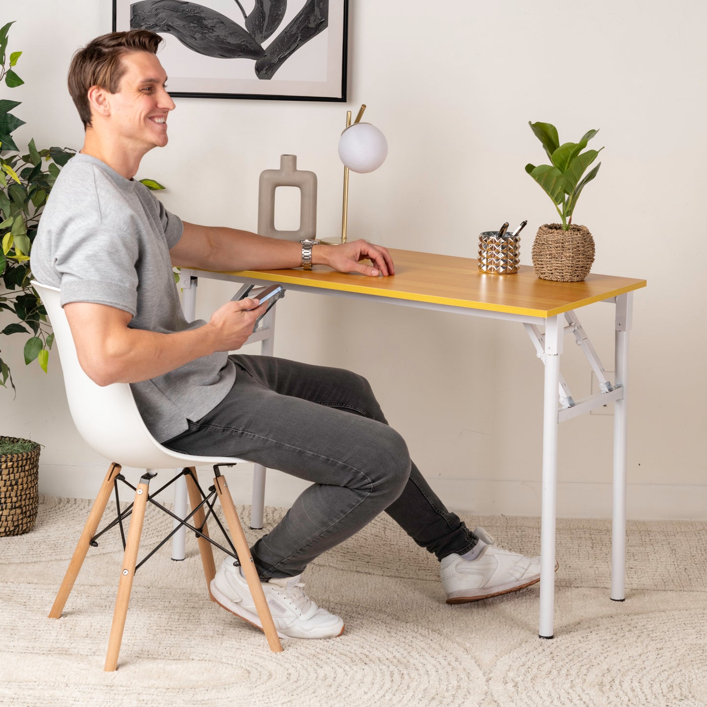 Brand New Foldable Office Desk – Modern, Sturdy & Space-Saving Computer Desk