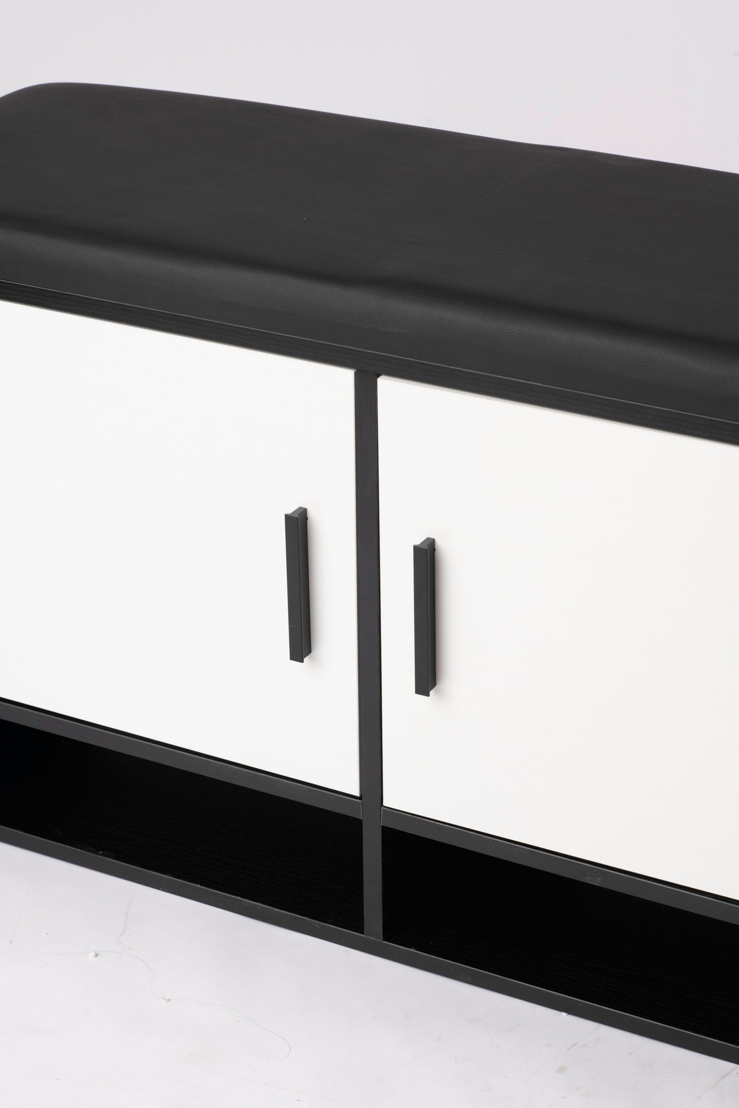Stylish & Practical: Brand New Shoe Cabinet with Bench - Shoe Organizer 100x35x51cm