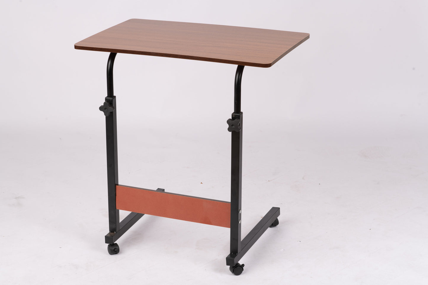 Bureau debout réglable en hauteur avec roulettes