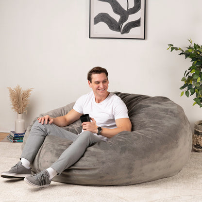 Brand New Giant Foam-Filled Bean Bag for Lounging, Gaming and Relaxation - Ball shape - Faux Fur 5.5 ft